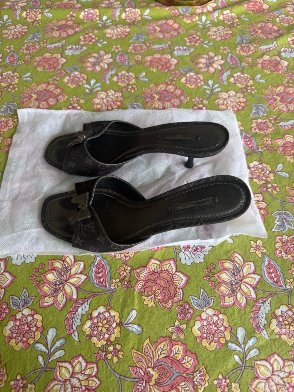 Louis Vuitton Dark Brown Monogram Bow Slide Mules - Picture 3 of 4